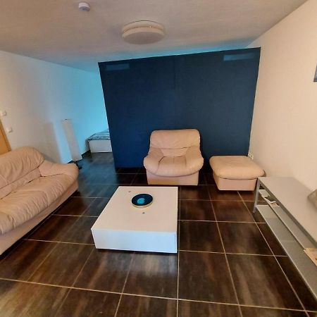 Lovely Appartment With Private Patio And Private Entrance In Luxembourg 60M2 Saeul Ngoại thất bức ảnh