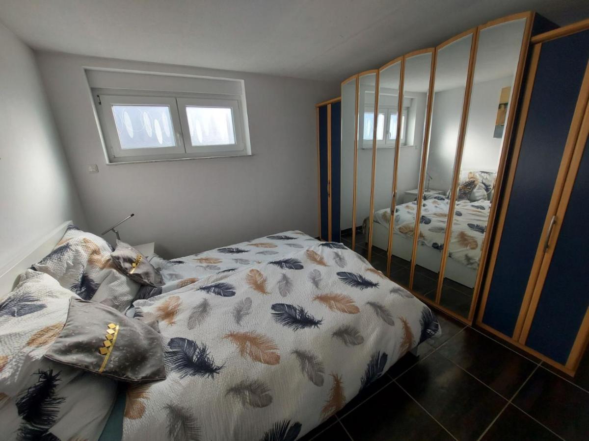 Lovely Appartment With Private Patio And Private Entrance In Luxembourg 60M2 Saeul Ngoại thất bức ảnh