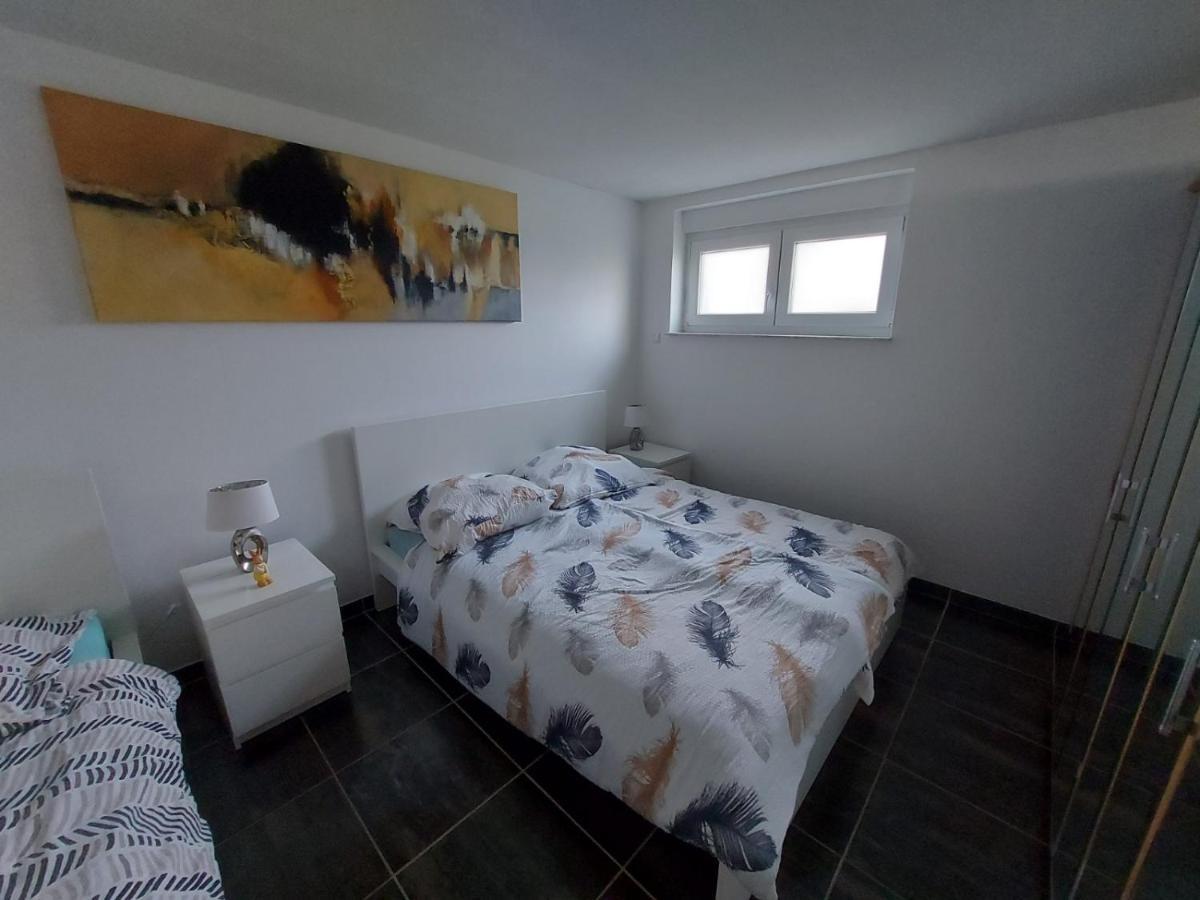 Lovely Appartment With Private Patio And Private Entrance In Luxembourg 60M2 Saeul Ngoại thất bức ảnh